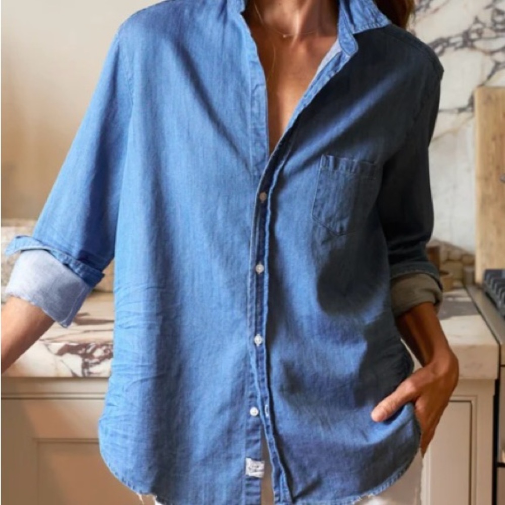Frank & Eileen Barry chambray button down shirt size S